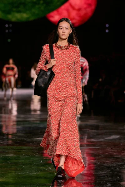 Look 63